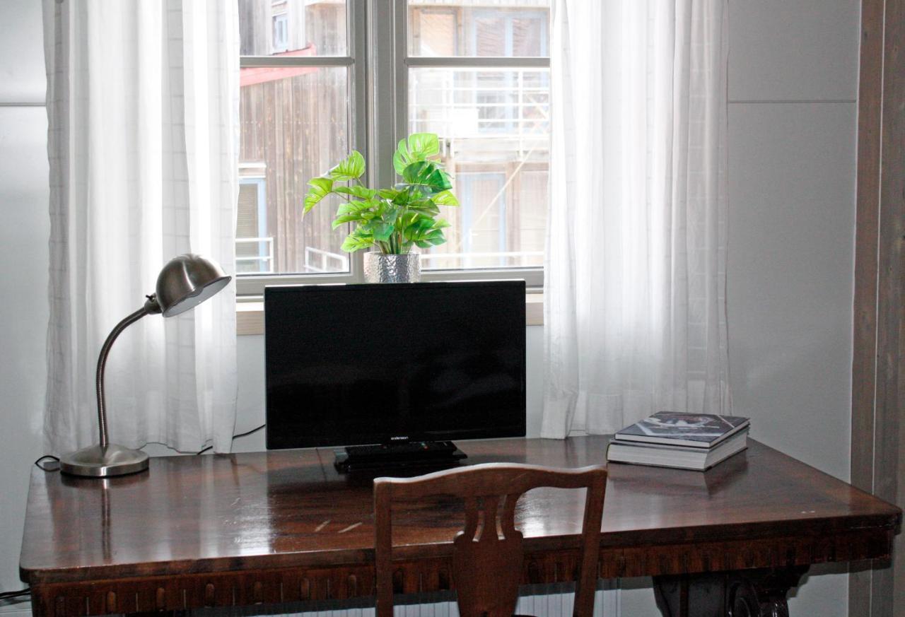 Seglarhotellet - Vandrarhem Pa Kaeringoen Karingon Esterno foto